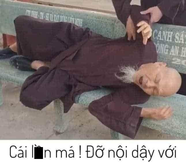 Meme ⚡ Cụ ông ngã ra ghế đá nói đỡ nội dậy với