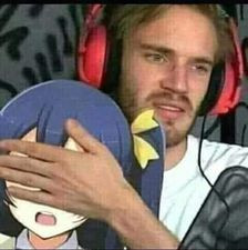 Meme ⚡ PewDiePie che mắt nữ nhân vật anime