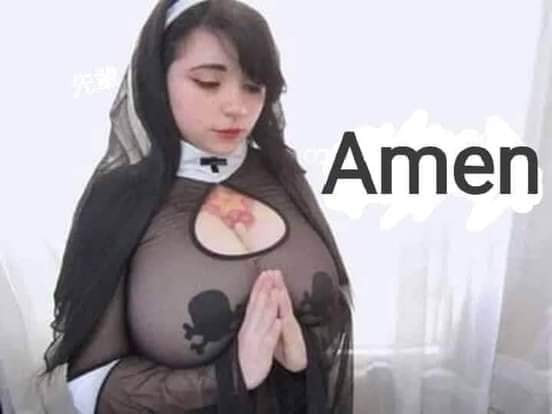 Meme ⚡ Cô gái Nhật chắp tay trước ngực amen