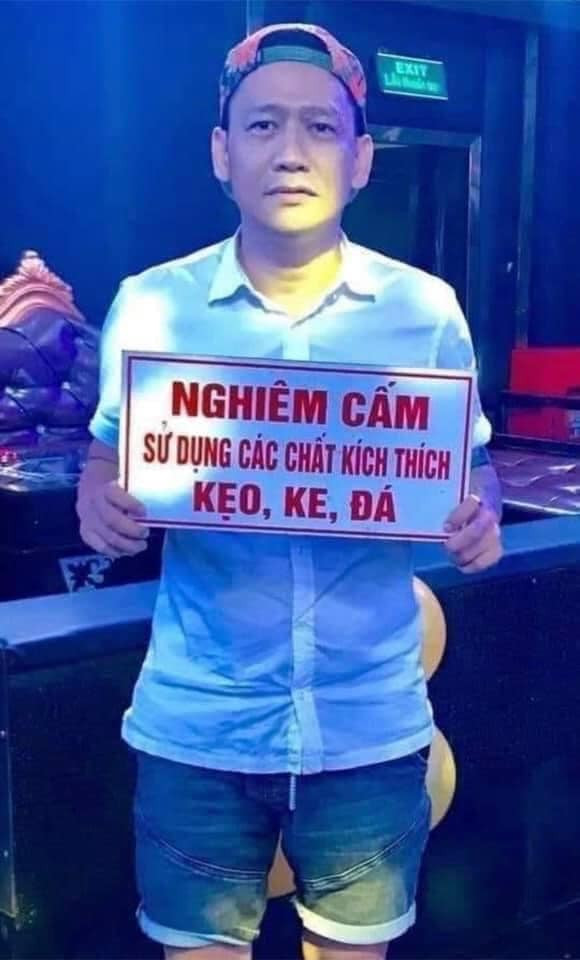 Meme ⚡ Duy Mạnh cầm bảng: nghiêm cấm sử dụng các chất kích thích kẹo, ke, đá