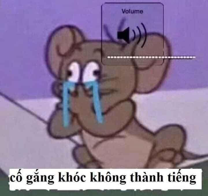 Meme ⚡ Chuột Jerry lấy tay che miệng cố gắng khóc không thành tiếng