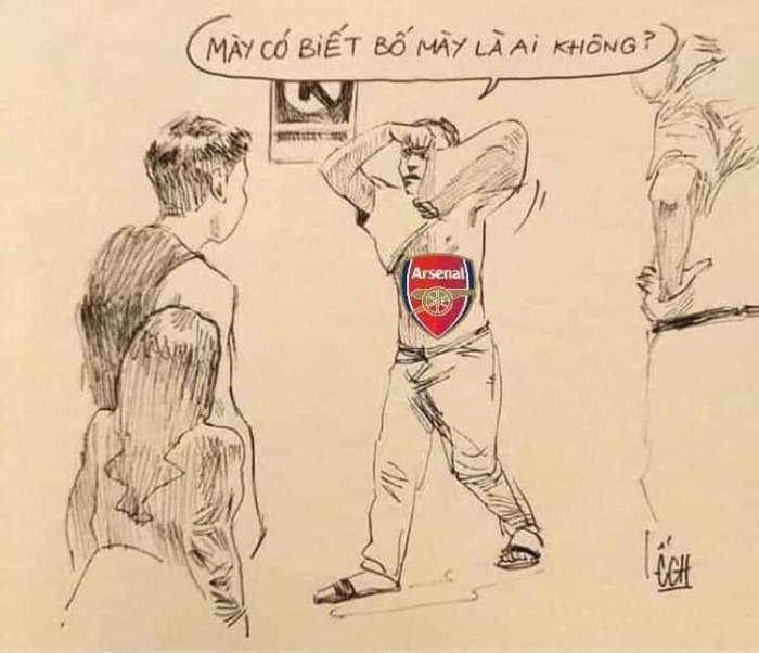 Meme ⚡ Fan Arsenal cởi áo: mày có biết bố mày là ai không?