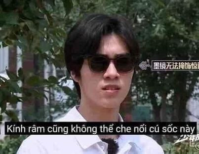 Meme ⚡ Kính râm cũng không thể che nổi cú sốc này