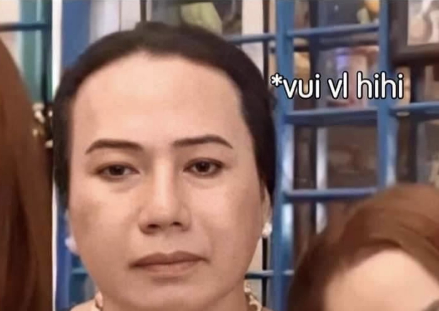 Meme ⚡ Khuôn mặt cô Minh Hiếu vui vl hihi