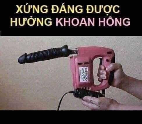 Meme ⚡ Xứng đáng được hưởng khoan hồng – máy khoan màu hồng